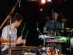 23.Mai 2011: Flo Dauner Workshop für drummer's focus in Köln: Flo und Roland spielen bei Fanta 4 zusammen - bei ihrer Performance zu 'Einfach Sein' wird der Yard Club zum Stadion
